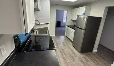 3 of 12 128 N 3rd St Unit Apt Apartment for rent in Dekalb, IL