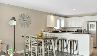 3 of 24 5915 Lauretta St Unit 2 Apartment for rent in San Diego, CA