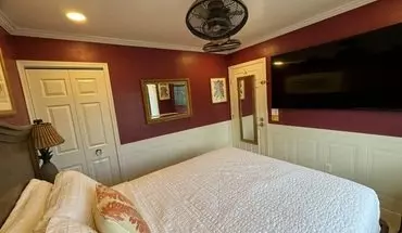 5 of 8 Mooheau Ave Unit Private Apartment for rent in Honolulu, HI