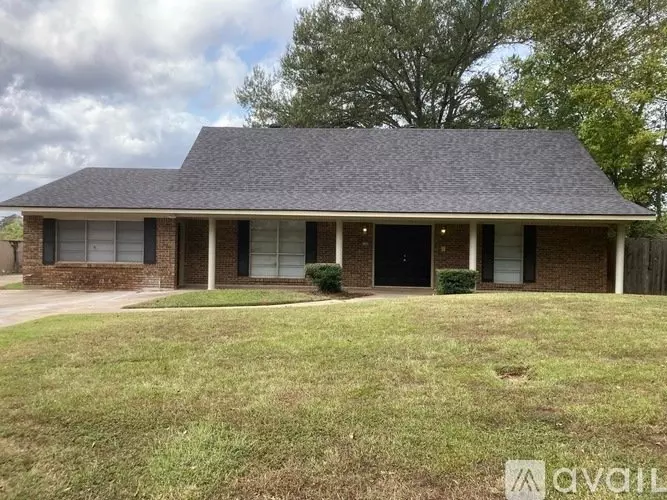 9260 Blom Blvd House for rent in Shreveport, LA