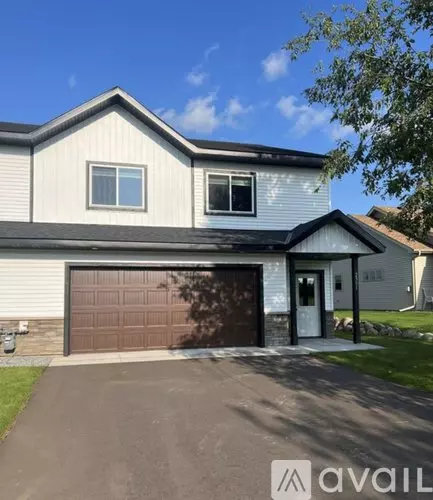 2301 Parkview Ln Unit 1 NE Apartment for rent in Sauk Rapids, MN