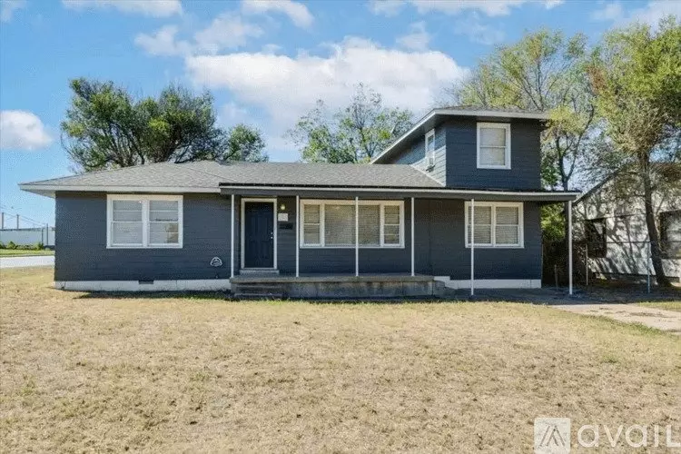 2 NW 27th St House for rent in Lawton, OK