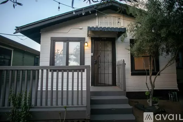 139 25Th St Apartment for rent in San Diego, CA