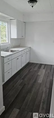 216 W Grove St Unit Apt Apartment for rent in Mishawaka, IN 216 W Grove St Unit Apt Apartment for rent in Mishawaka, IN