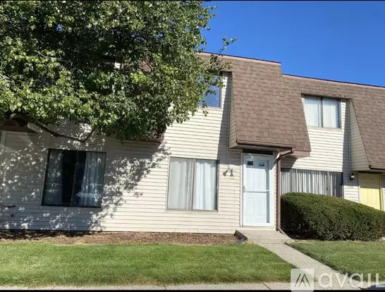 6050 Delaware Dr Unit 1 Apartment for rent in Merrillville, IN