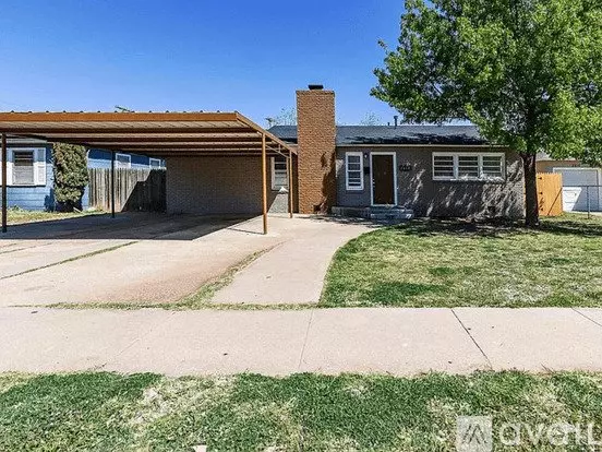 2618 44th St Apartment for rent in Lubbock, TX