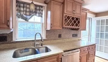 3 of 33 848 Main St Unit 1 Apartment for rent in Winchester, MA