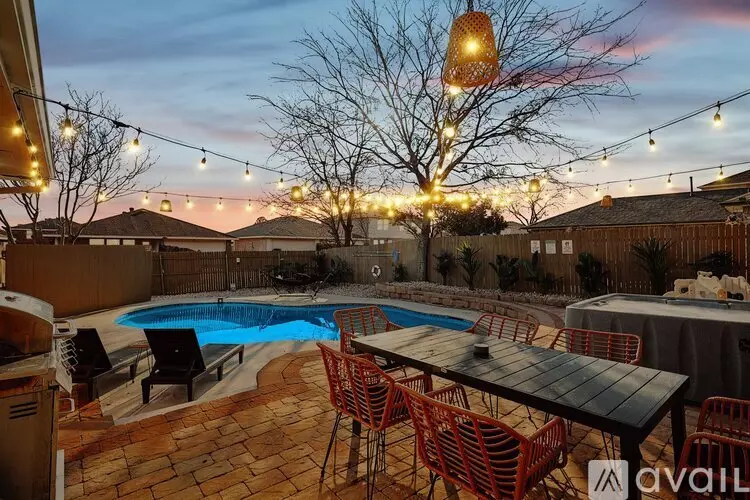 708 Azalea Dr House for rent in Desoto, TX
