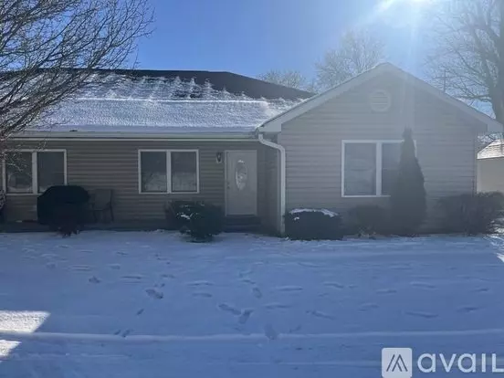 1204 N Greever St Unit Apt Apartment for rent in Rural Retreat, VA