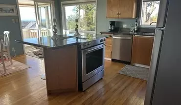 4 of 13 1727 NE 17th St Unit Unit Apartment for rent in Lincoln City, OR