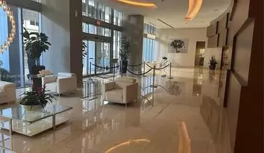 4 of 13 1111 SW 1st Ave Unit Line Apartment for rent in Miami, FL