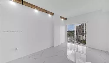 2 of 9 50 Menores Ave Unit 7 Apartment for rent in Coral Gables, FL