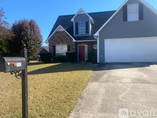 111 Stonehaven Way House for rent in Pelham, AL