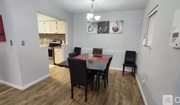 4 of 24 1908 Huntingdon Chase House for rent in Sandy Springs, GA