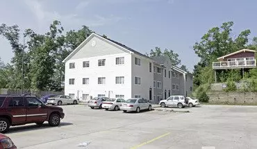 2 of 7 1506 Knollwood Ave Unit 1A Apartment for rent in Kalamazoo, MI