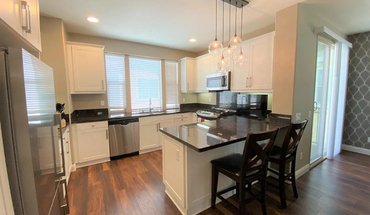 2178 Harmony Way Apartment for rent in Costa Mesa, CA
