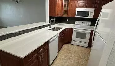 2 of 15 9001 SW 77th Ave Unit C Apartment for rent in Miami, FL