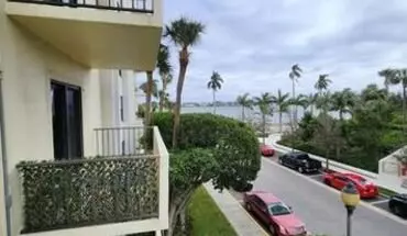 3 of 21 1501 S Flagler Dr Unit 3F Apartment for rent in West Palm Beach, FL
