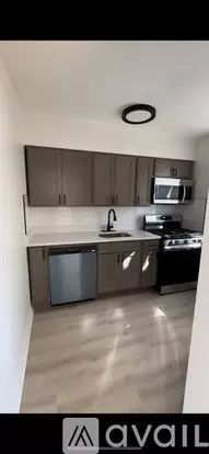 747 E 118th St Unit 6 Apartment for rent in Whiting, IN