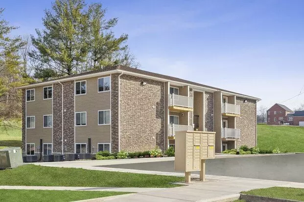 Tremont Park Apartment for rent in Bluefield, WV
