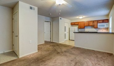 Glen Abbey Crossing Apartments Apartment for rent in Madisonville, KY