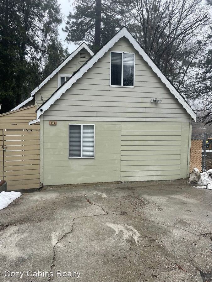 314 Spruce Crestline, CA Apartment for Rent Rentable