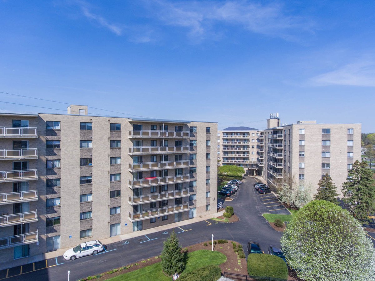 Copper Beech at State College Parkway Plaza Apartments State College, PA